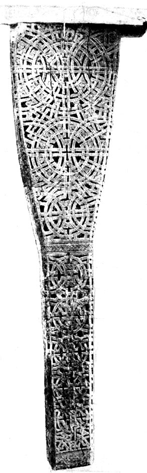 Рис. 123. Общий вид столба в мечети с. Ханаг Табасаранского р-на, XIX в